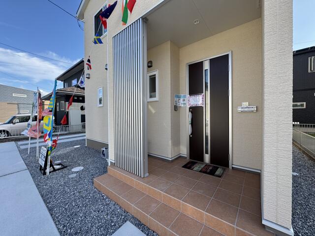 detached 滋賀県愛知郡愛荘町豊満 地図を見る