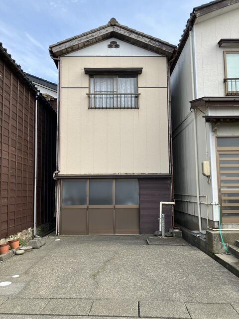 detached 新潟県三島郡出雲崎町大字羽黒町 地図を見る