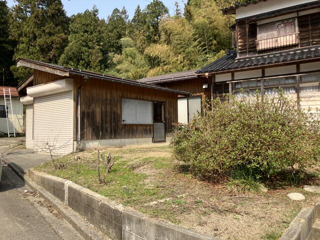 detached 新潟県三島郡出雲崎町大字船橋 地図を見る