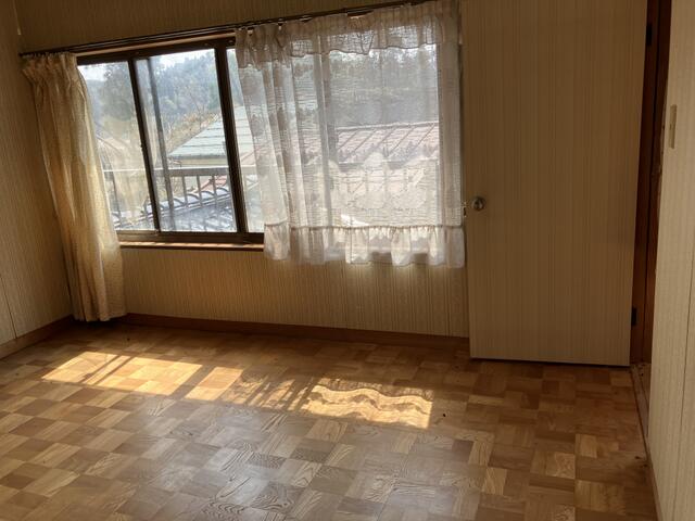 detached 新潟県三島郡出雲崎町大字船橋 地図を見る