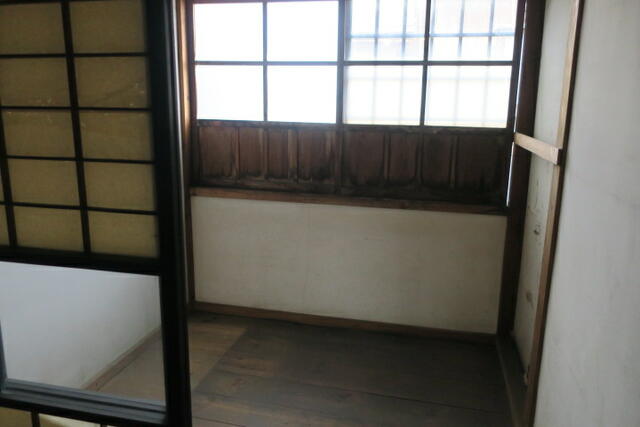 detached 新潟県燕市分水桜町１丁目