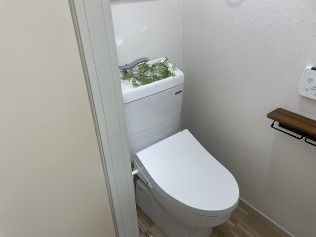 トイレ／ウォシュレット付き