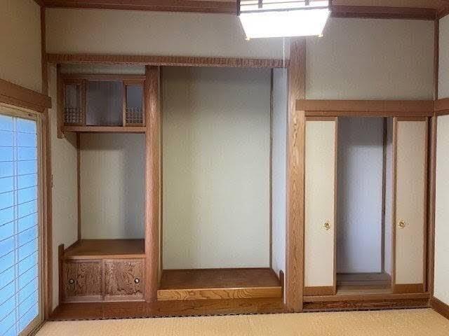 detached 新潟県西蒲原郡弥彦村大字上泉 地図を見る