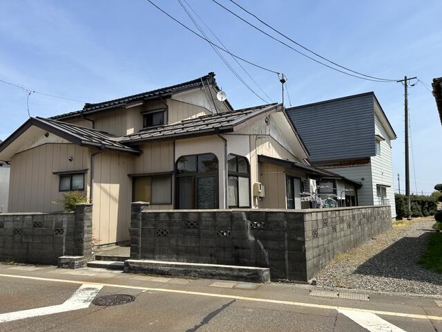 新潟県長岡市の一戸建て | 1390万円 | 5K | 658.74m² | Akiyama house finder