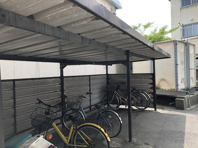 自転車置き場