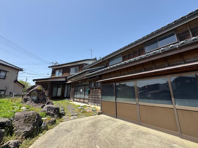 detached 新潟県燕市笈ケ島