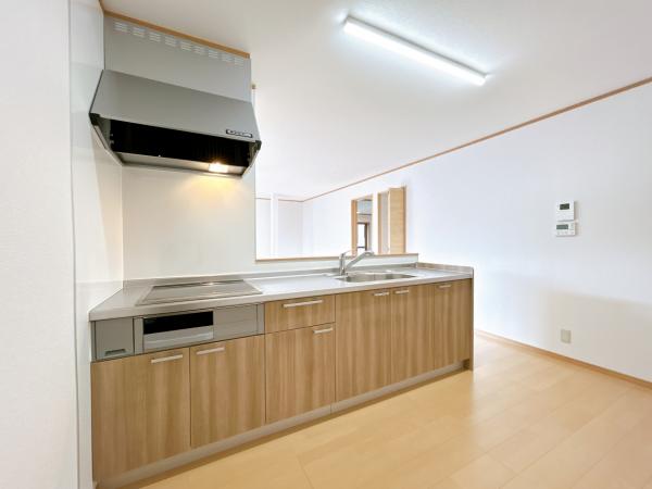 detached 新潟県三島郡出雲崎町大字川西 地図を見る