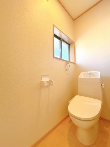 detached 新潟県三島郡出雲崎町大字川西 地図を見る