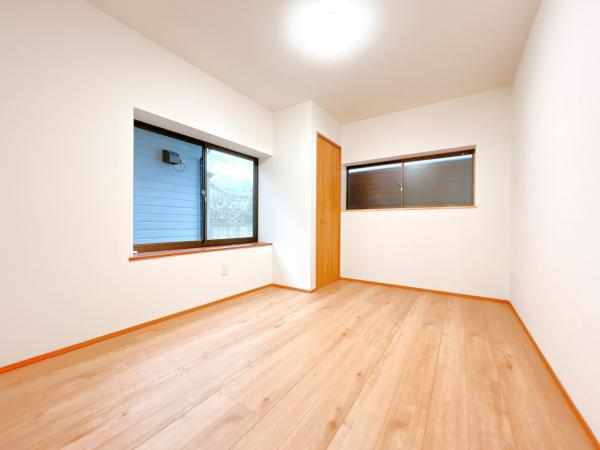 detached 新潟県阿賀野市緑岡 地図を見る