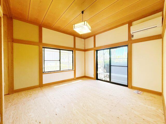detached 新潟県西蒲原郡弥彦村大字上泉 地図を見る