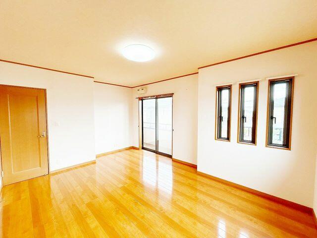 detached 新潟県西蒲原郡弥彦村美山 地図を見る