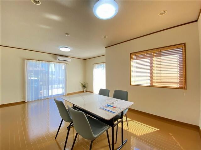 detached 富山県砺波市鷹栖 地図を見る