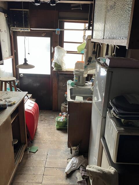 detached 富山県南砺市荒木 地図を見る