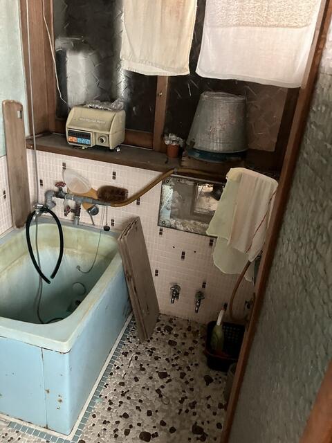 detached 富山県南砺市荒木 地図を見る