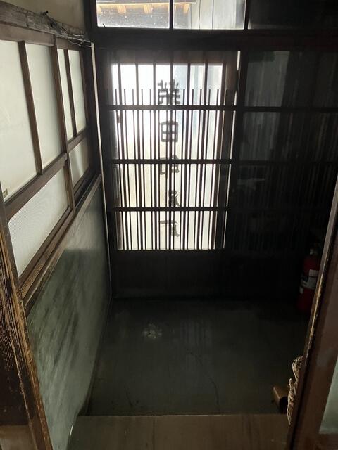 detached 富山県南砺市荒木 地図を見る