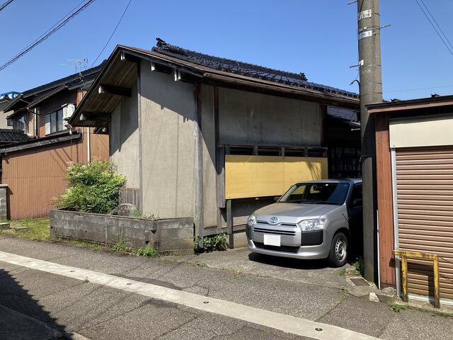 detached 富山県南砺市福光 地図を見る
