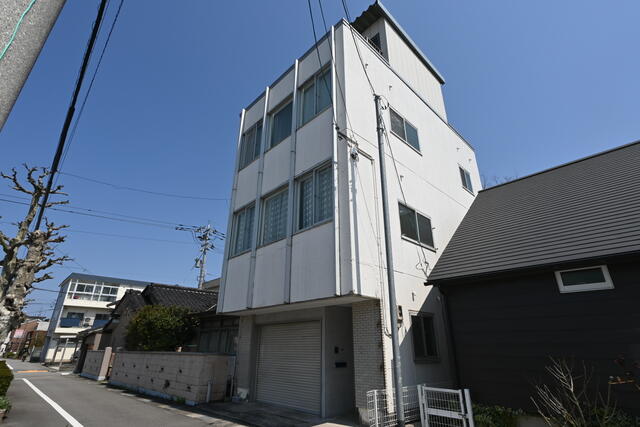 富山県富山市の一戸建て | 2380万円 | 2LDK | 69.02m² | Akiyama house finder