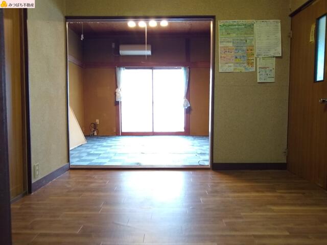 リビング以外の居室／ダイニングキッチン