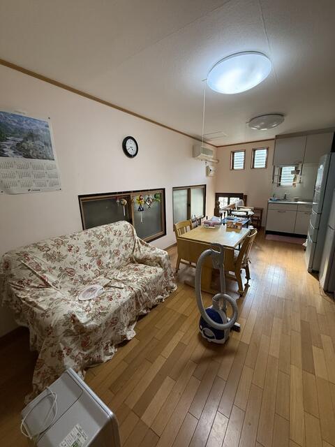 detached 富山県中新川郡上市町石浦町 地図を見る