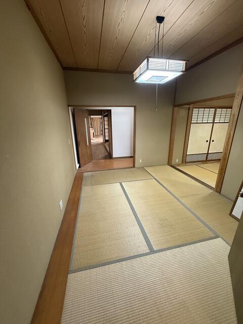 detached 富山県中新川郡上市町西中町 地図を見る