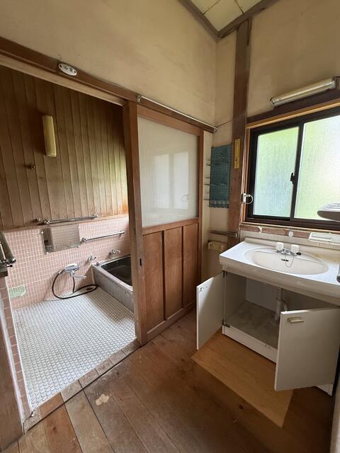 detached 富山県中新川郡上市町北島 地図を見る