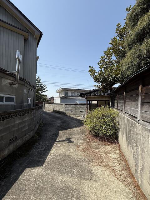 detached 富山県中新川郡上市町西町 地図を見る