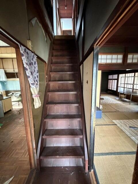detached 富山県高岡市伏木古府元町 地図を見る