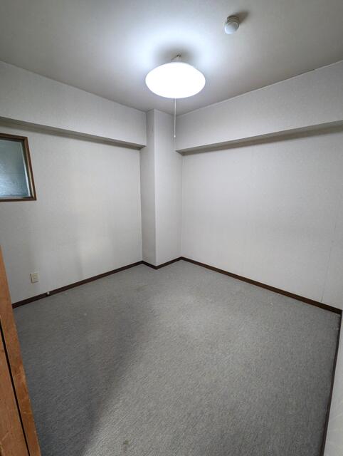 リビング以外の居室／洋室