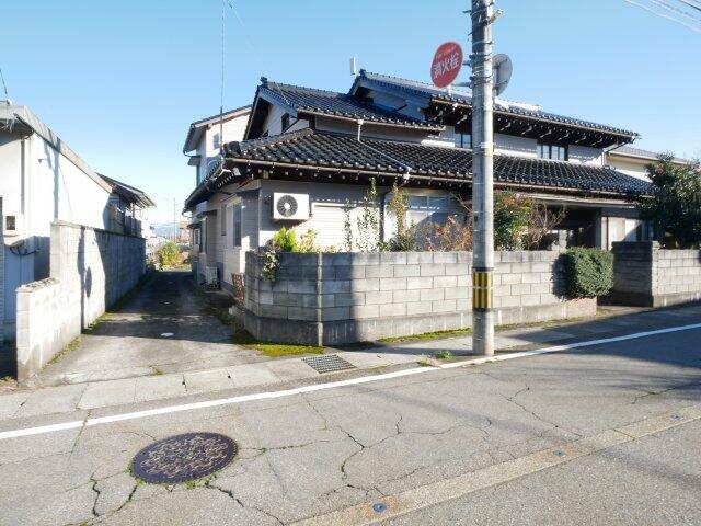detached 富山県富山市上大久保 地図を見る