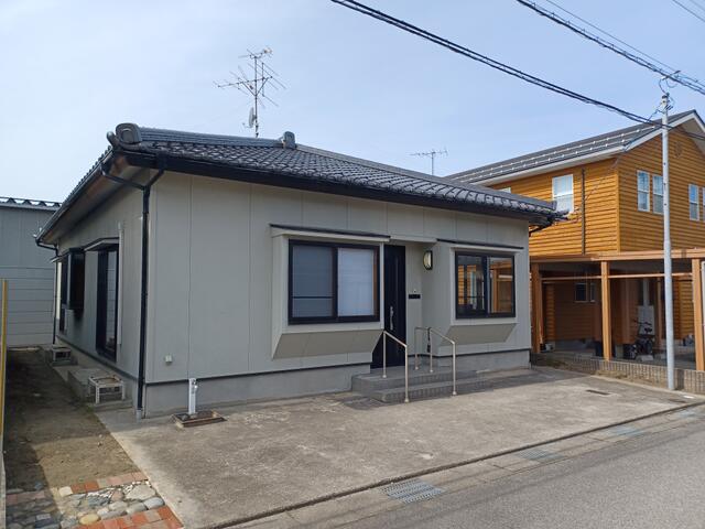 富山県富山市の一戸建て | 930万円 | 3SLDK | 165.29m² | Akiyama house finder