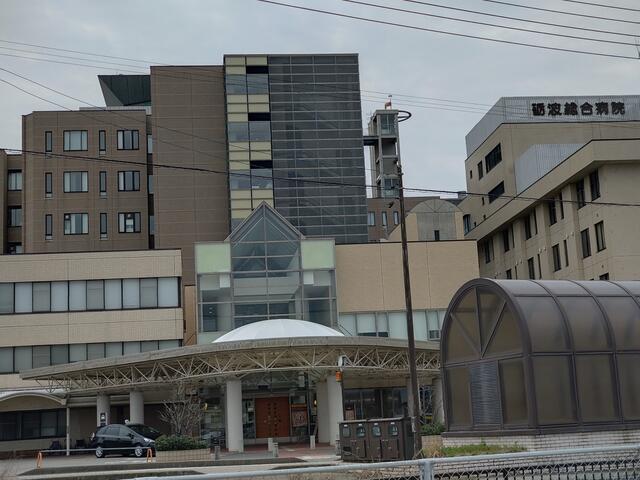 市立砺波総合病院 (1,597m)