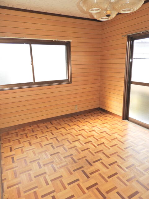 townhouse 富山県富山市草島 地図を見る