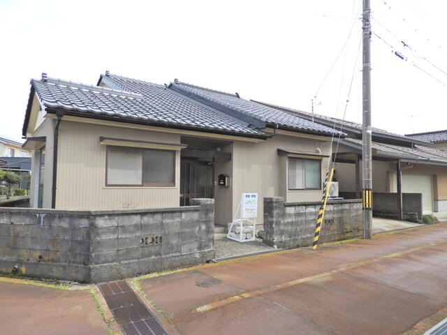townhouse 富山県富山市草島 地図を見る