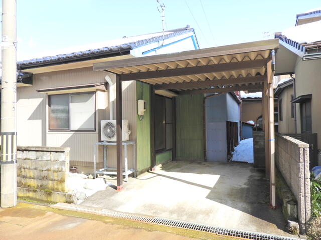 townhouse 富山県富山市草島 地図を見る
