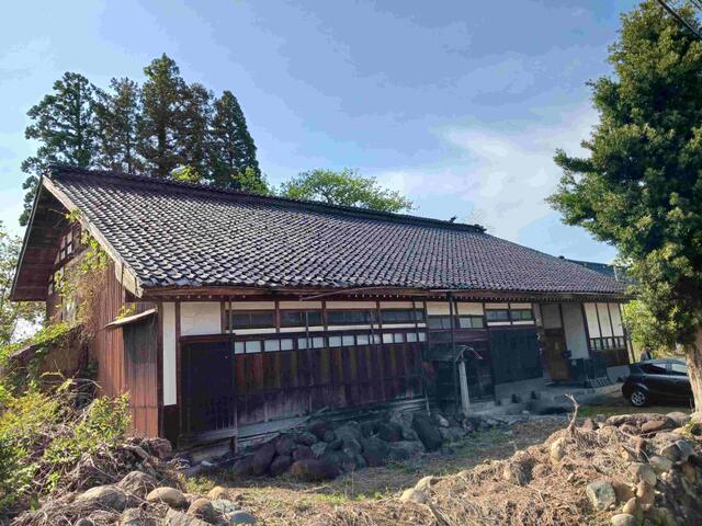 detached 富山県中新川郡立山町日中 地図を見る