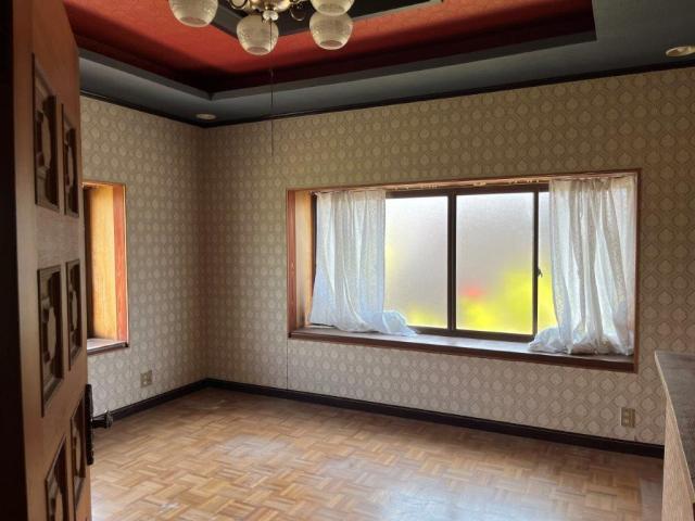 detached 富山県小矢部市蓮沼 地図を見る