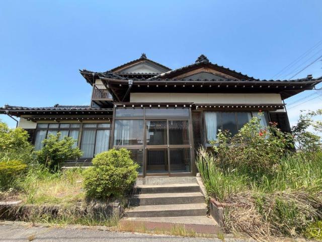 detached 富山県小矢部市蓮沼 地図を見る