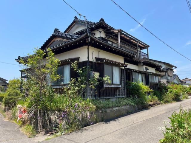 detached 富山県小矢部市蓮沼 地図を見る
