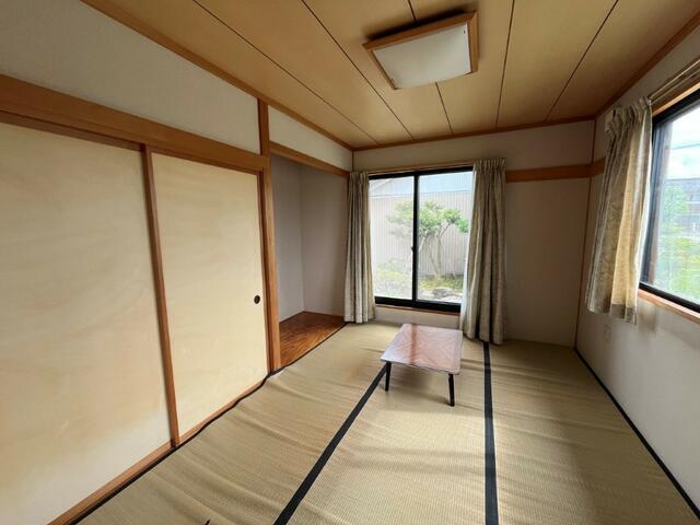 detached 富山県小矢部市経田