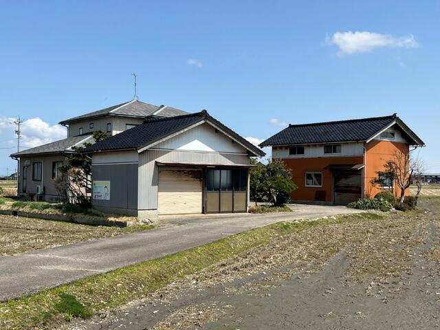 detached 富山県小矢部市経田