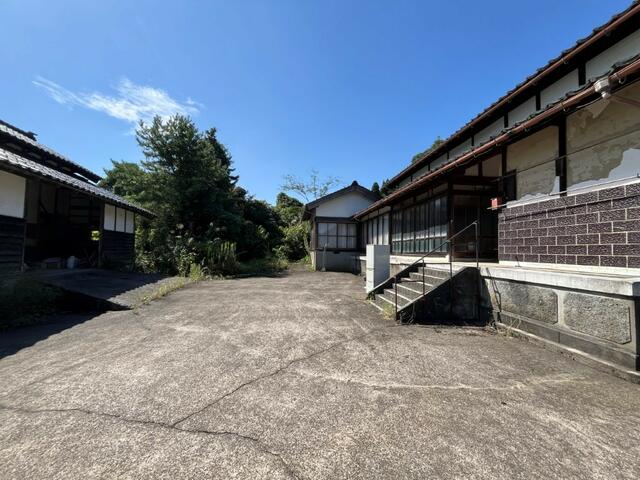 detached 富山県小矢部市松尾