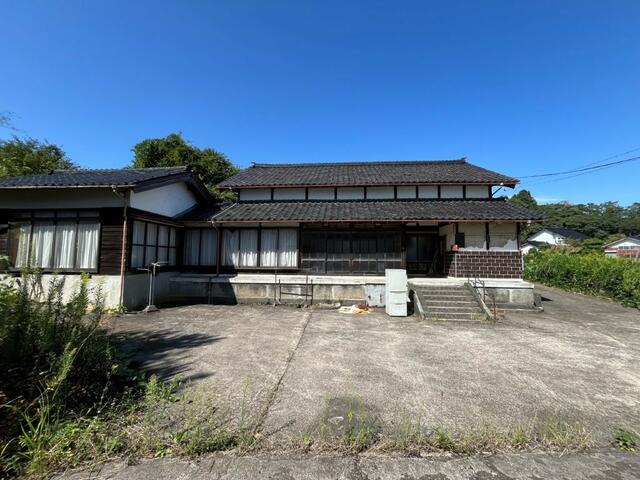 detached 富山県小矢部市松尾