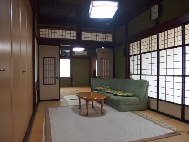 detached 富山県氷見市南大町 地図を見る