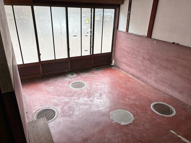 detached 富山県氷見市南大町 地図を見る