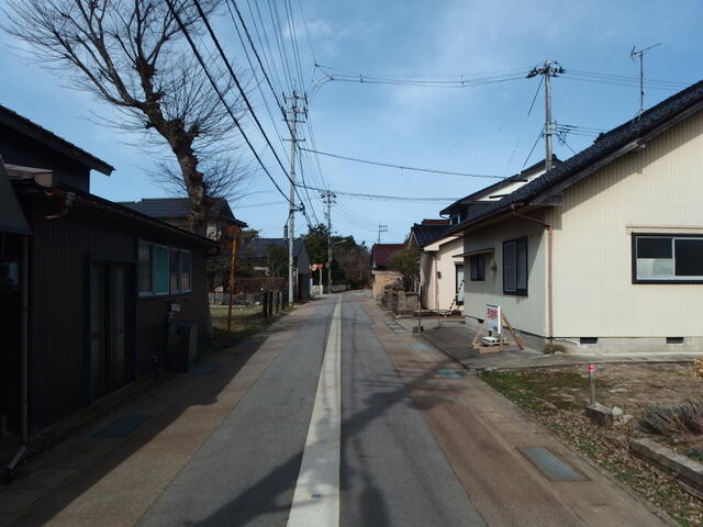 detached 富山県氷見市北大町 地図を見る