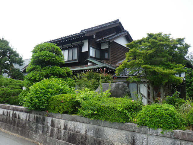 detached 富山県滑川市北野 地図を見る