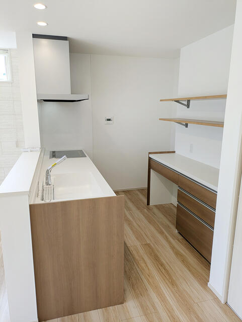 リビング／１階キッチン（対面式）