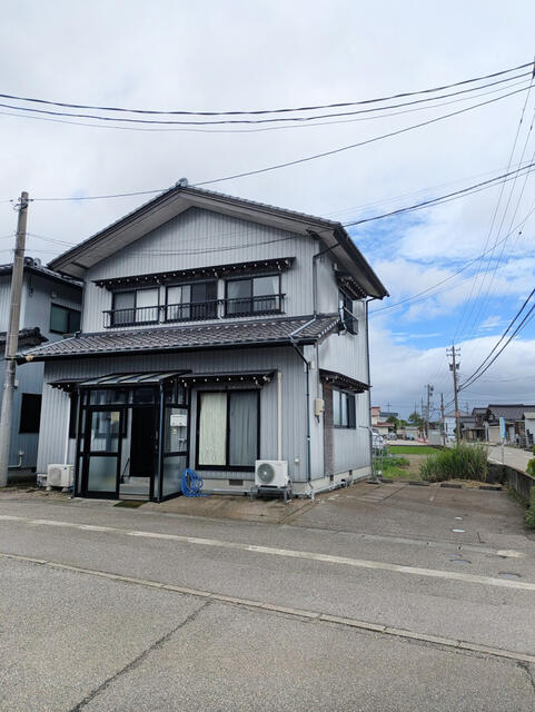 現地（外観）／貸家（市道手前側）