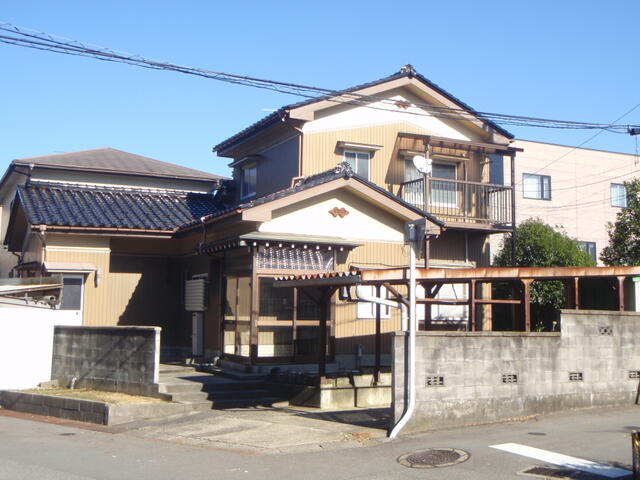 富山県富山市の一戸建て | 1400万円 | 5DK | 242.35m² | Akiyama house finder