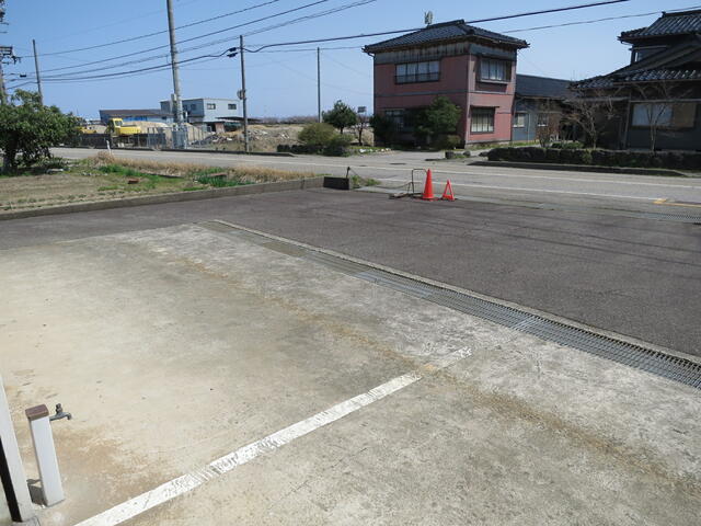現地（駐車場）
